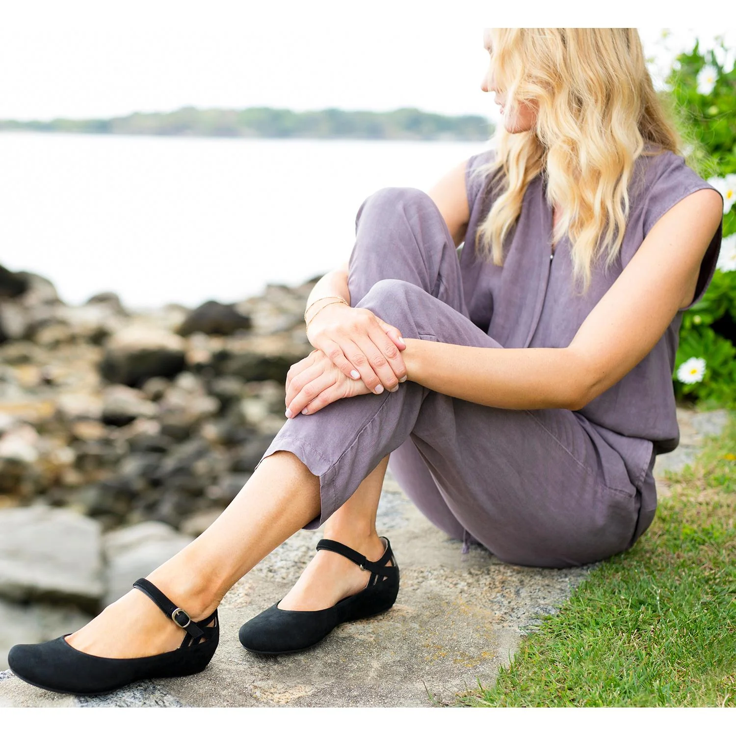 Women's Earthies Capri Taupe Nubuck - Image 3