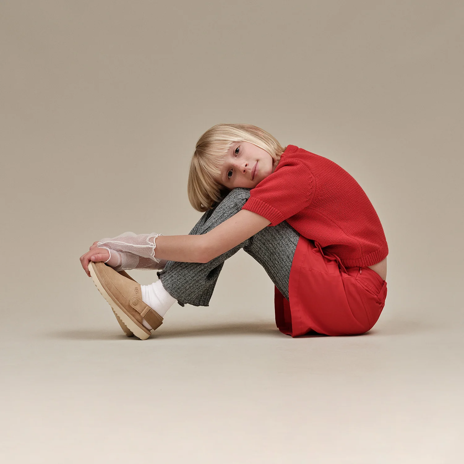UGG Goldenstar Clog Kids Clogs Slippers Sand - Image 8
