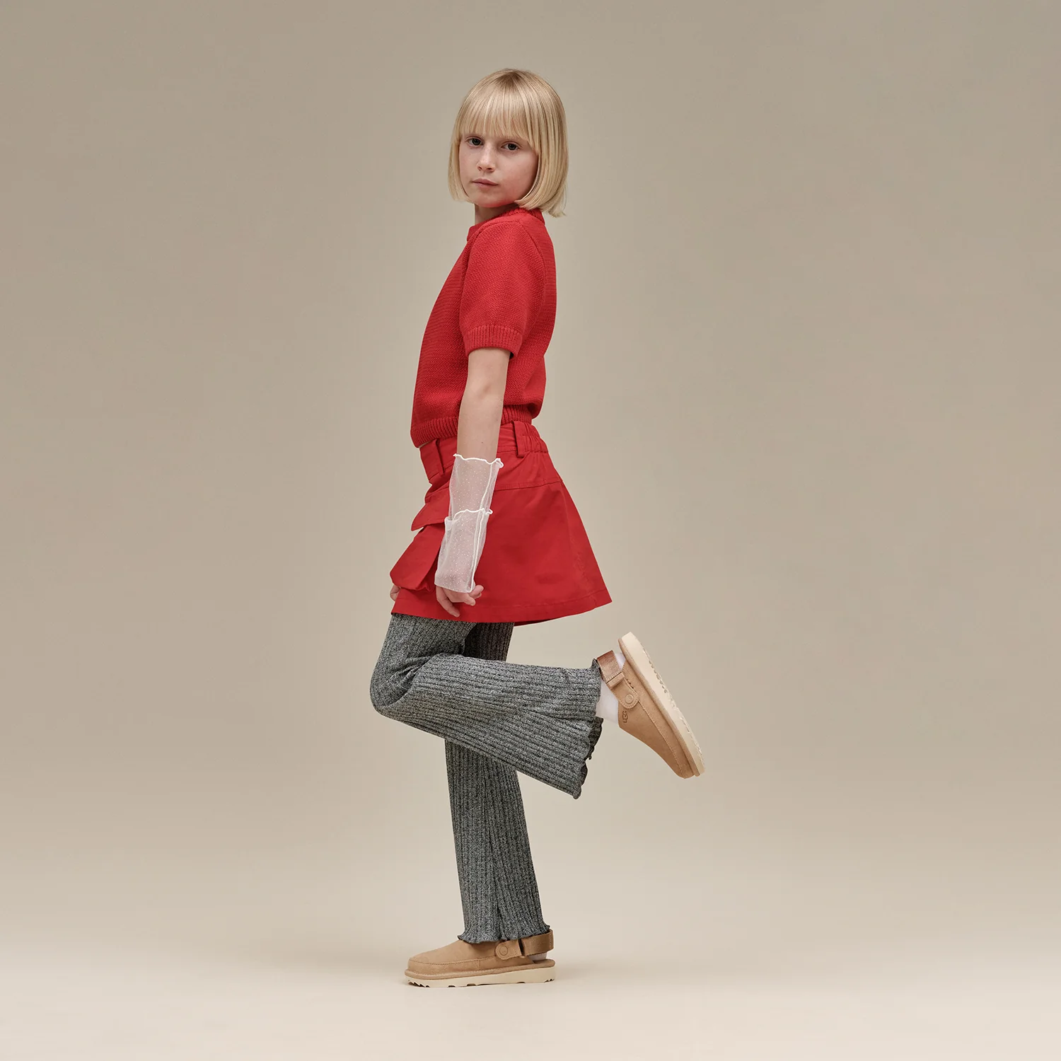 UGG Goldenstar Clog Kids Clogs Slippers Sand - Image 9