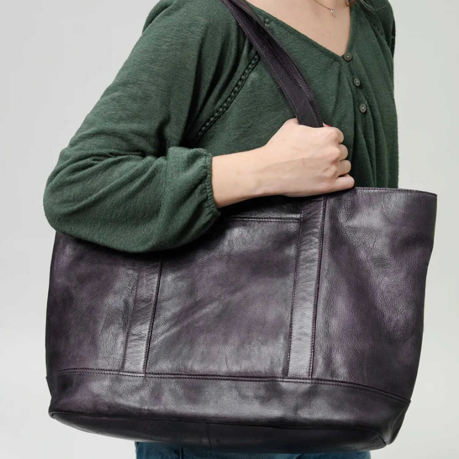 Latico Carmen Leather Tote Handbag Black - Image 2