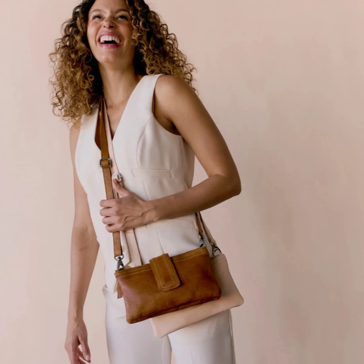 Latico Malta Crossbody/Clutch Handbag Camel Leather - Image 3