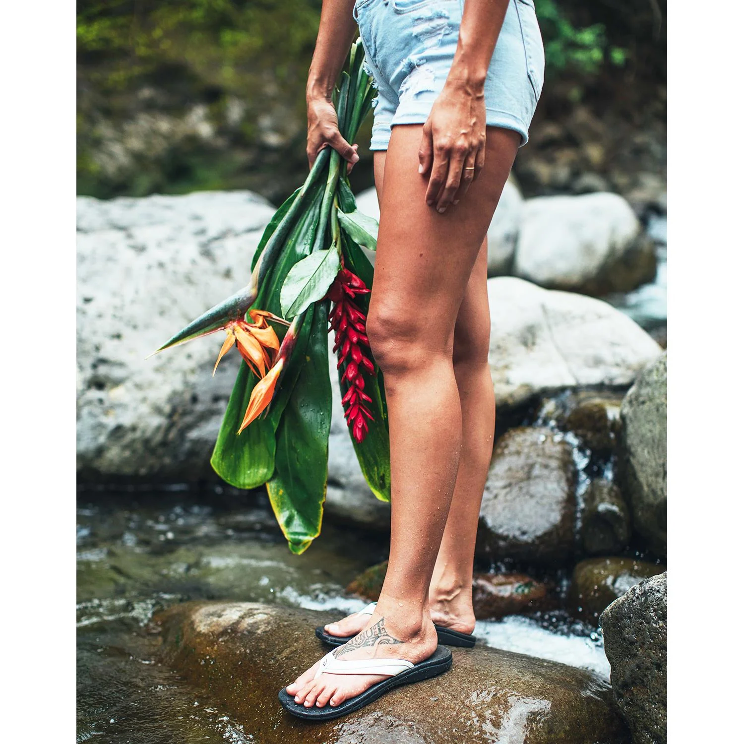 OluKai Ohana Women's Black Synthetic - Image 6