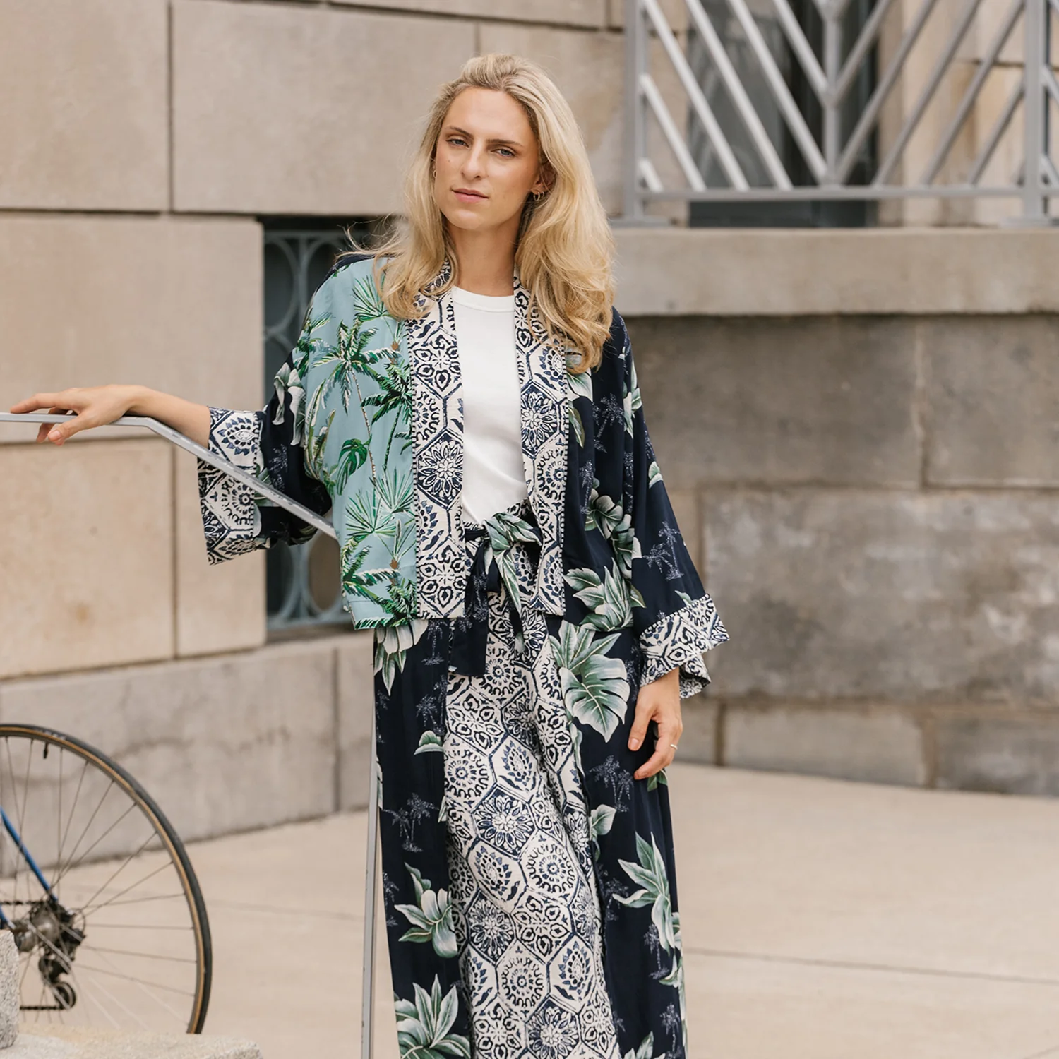 Shannon Passero Palm Cardigan Women's Outerwear Palm Print Mix - Image 3