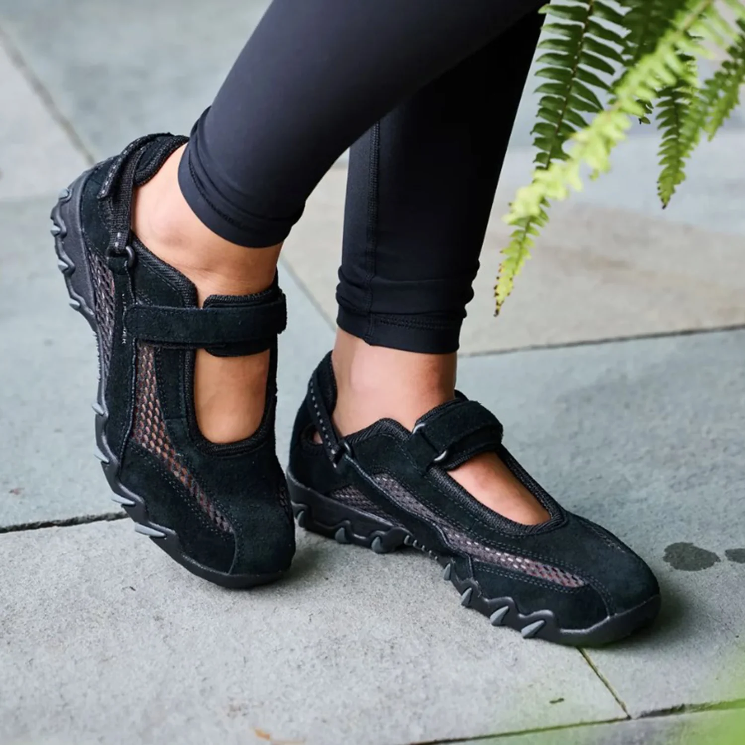 Allrounder by Mephisto Niro Women's Athletic Shoes Black Suede/Black Mesh - Image 5