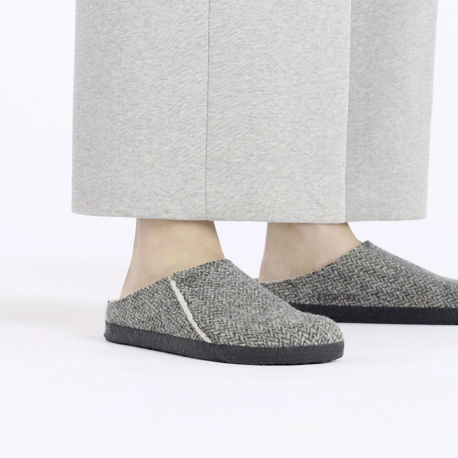 Birkenstock Zermatt Shearling Women's Slippers Herringbone Grey Wool - Image 5