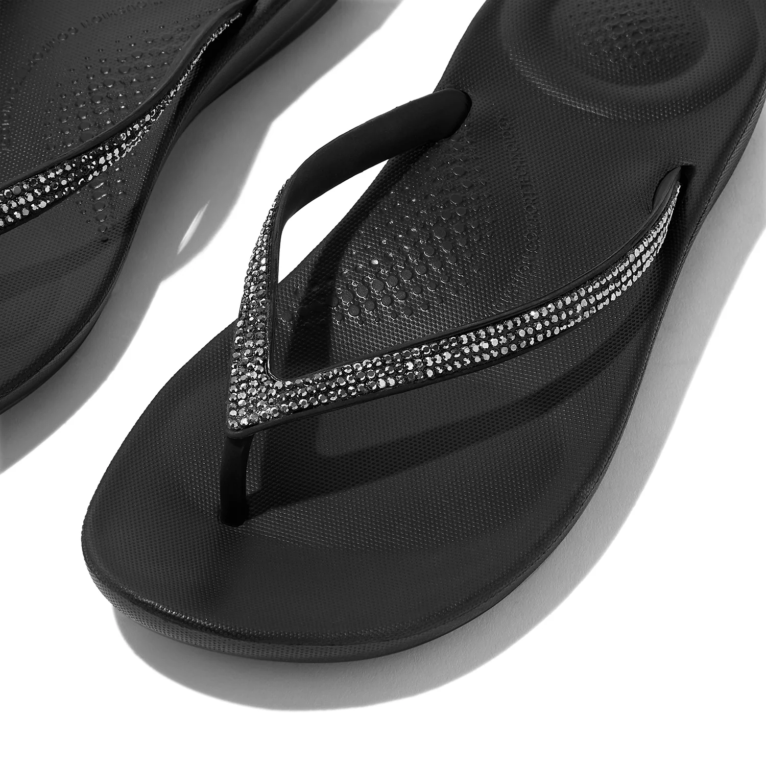 FitFlop iQushion Women's Thong Sandals Sparkle Black - Image 4
