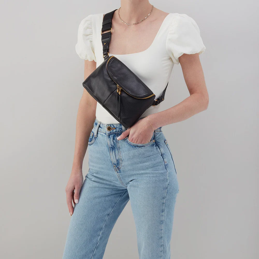 Hobo International Fern Large Belt Bag Black Pebbled Leather Bag - Image 4