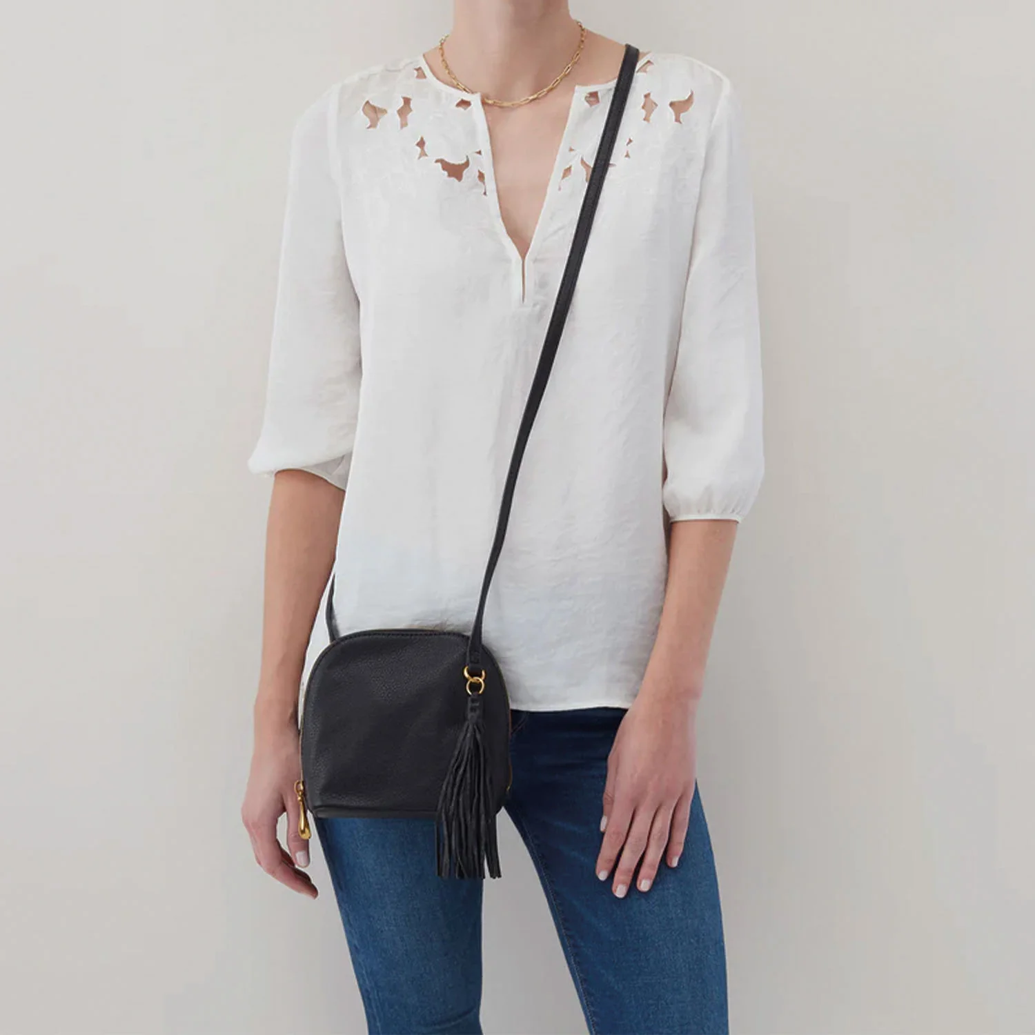 Hobo International Nash Crossbody Bag Taupe Pebbled Leather - Image 4