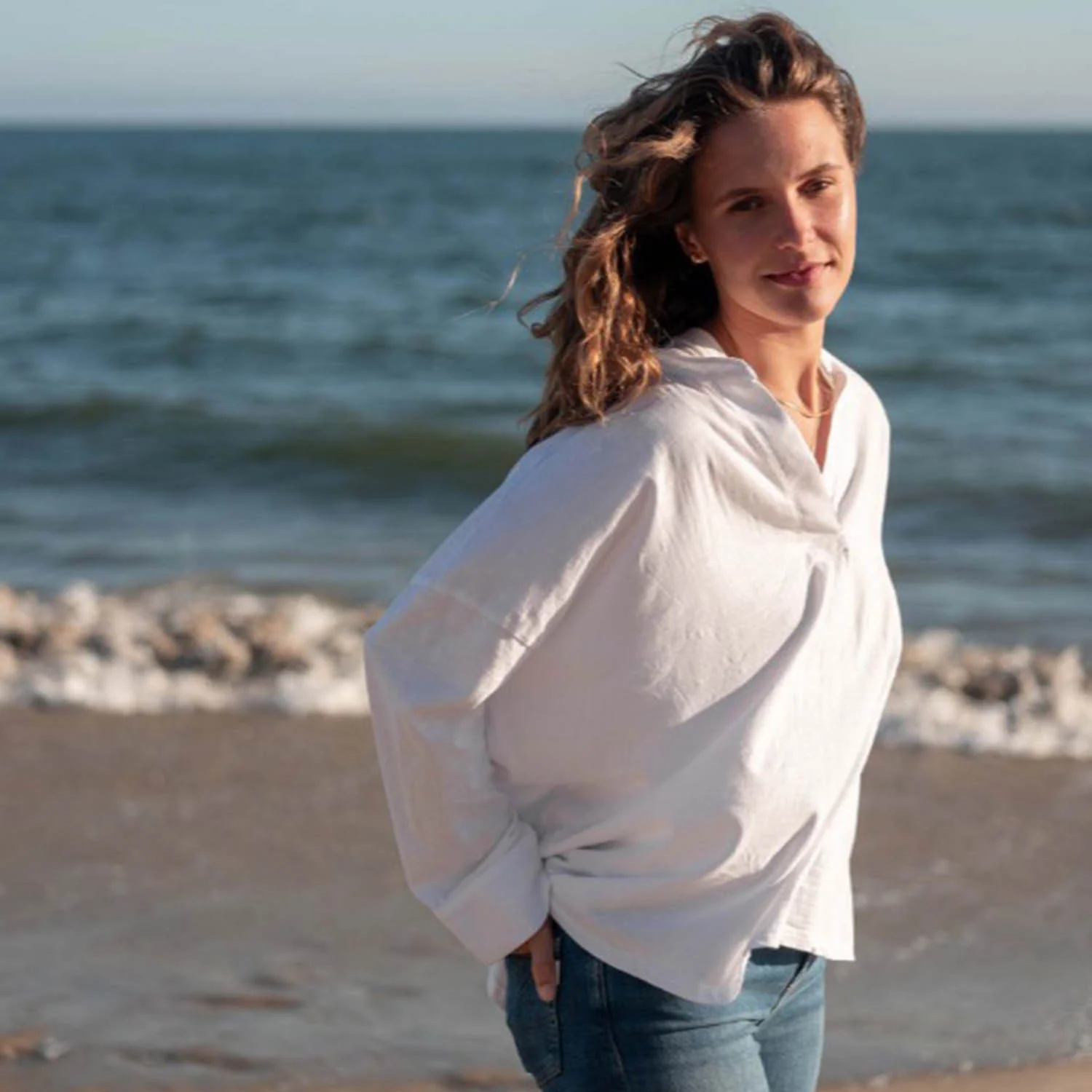 Mersea Amelia Cuff Long Sleeve Tee Women's Long Sleeve Top White - Image 5