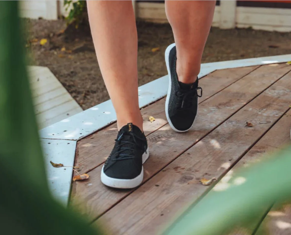 Saola Cannon Knit 3 Women's Athletic Shoes & Athleisure Shoes Black/Gold - Image 9